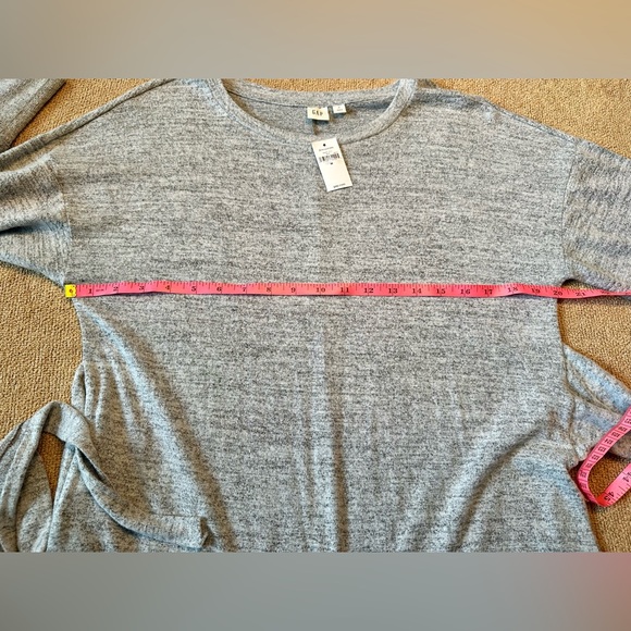 Gap Midi Sweater Wrap Dress size Medium - Picture 6 of 8